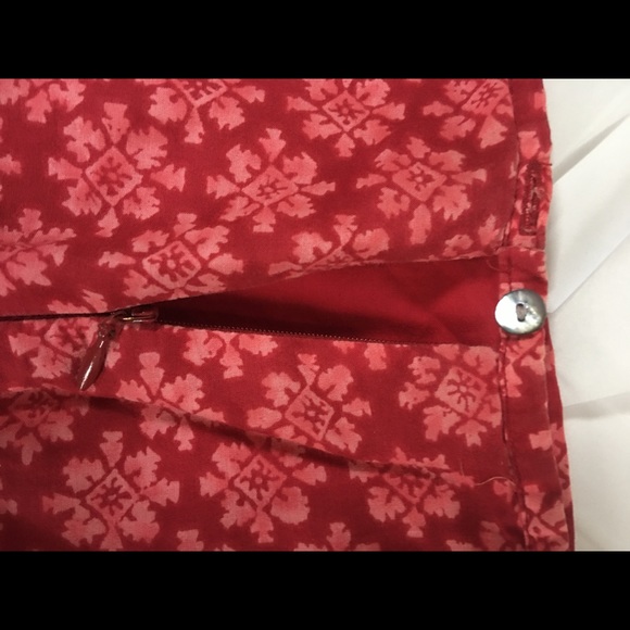 American Eagle Mini Skirt - Picture 3 of 6